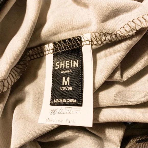 SHEIN CAMO WIDE LEG PANTS - Picture 3 of 4